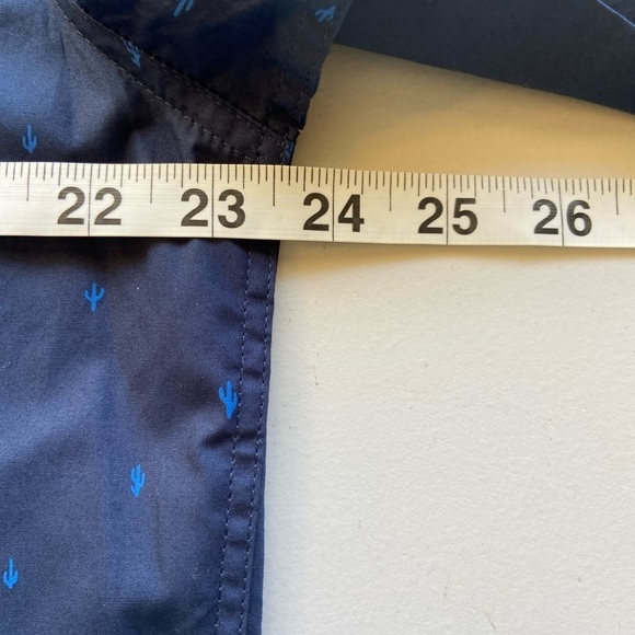 Ariat Men's Pollerd Shirt Large Long Sleeve Fitted Dark Blue Cactus Print Button - Picture 14 of 14